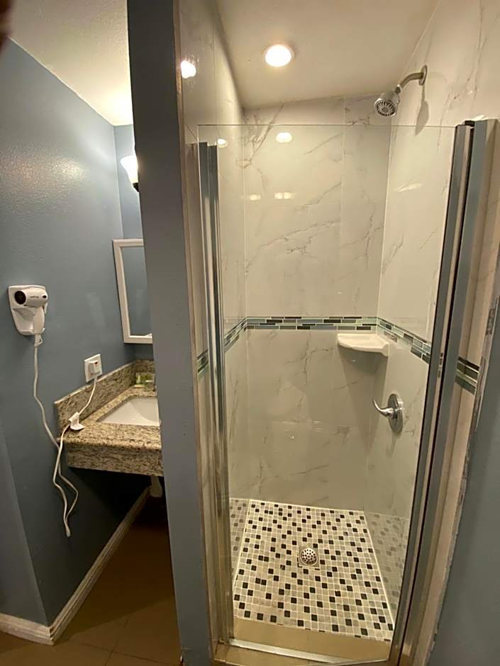 Ocean Surf Inn & Suites