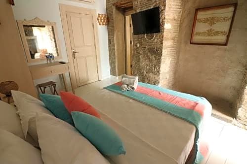 Aganbey Hotel