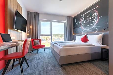 Standard Twin Room - Disability Access
