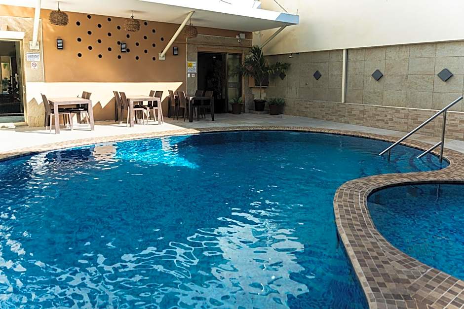 Hotel & Suites Domani