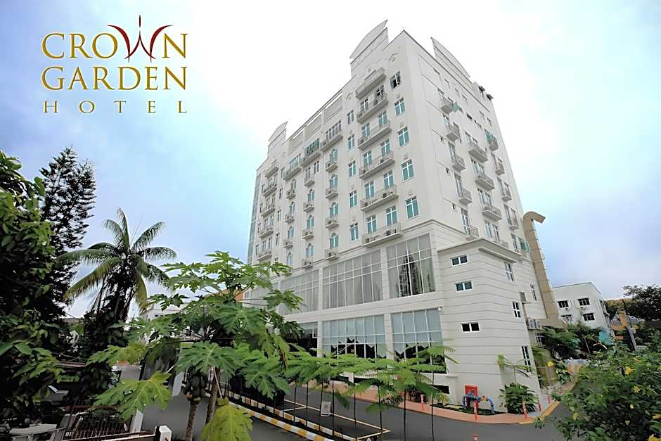 Crown Garden Hotel