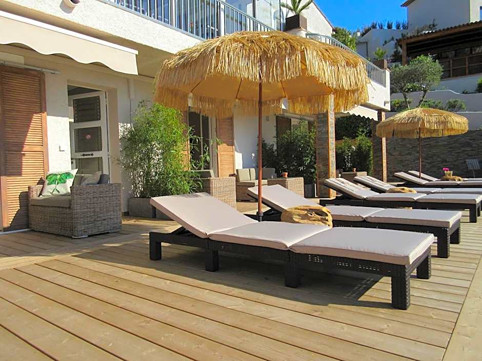Villa Tricoli B&B avec Piscine