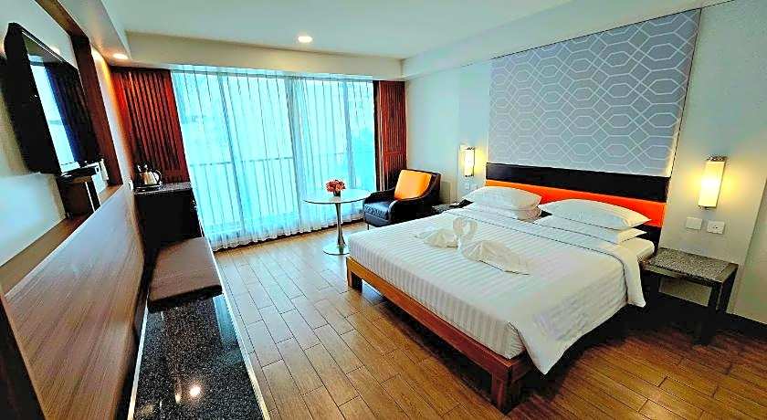 Dynasty Grande Hotel