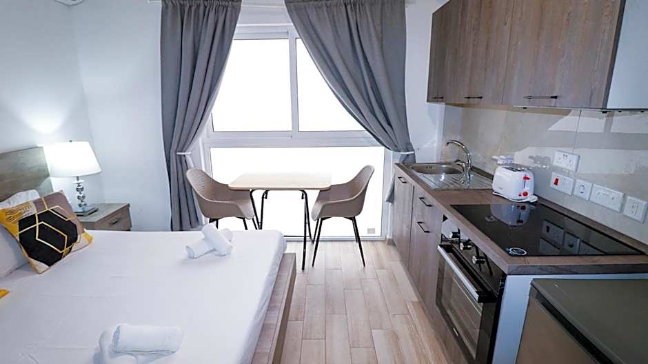 Napoli Suites Studios Aparthotel