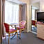The Waverley International Hotel