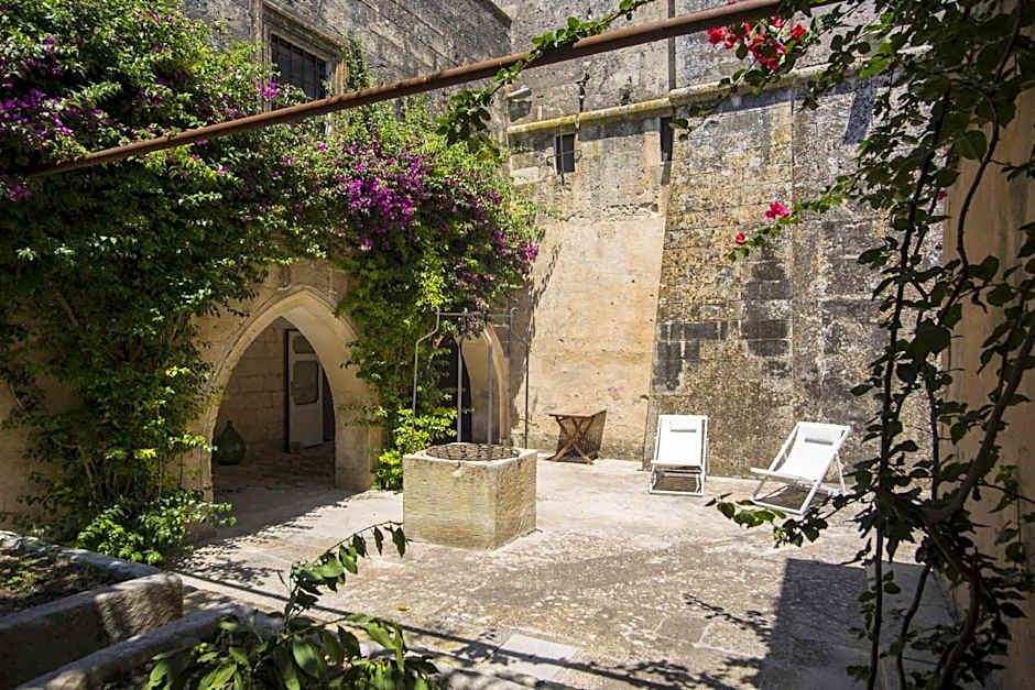 Castello di Casamassella - Marea Stays Collection