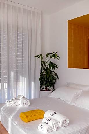 Deluxe Double Room with Balcony and Sea View