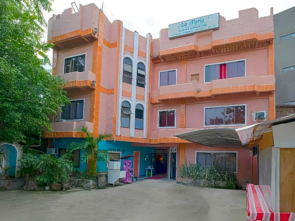 RedDoorz @ La Maria Pension and Tourist Inn