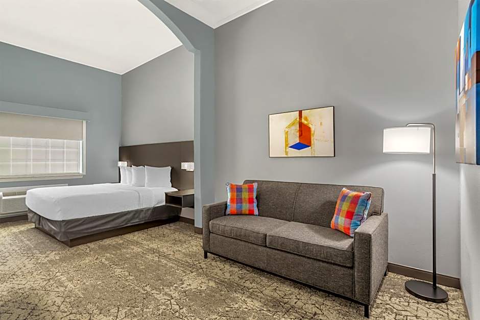 Best Western Plus New Caney Inn & Suites