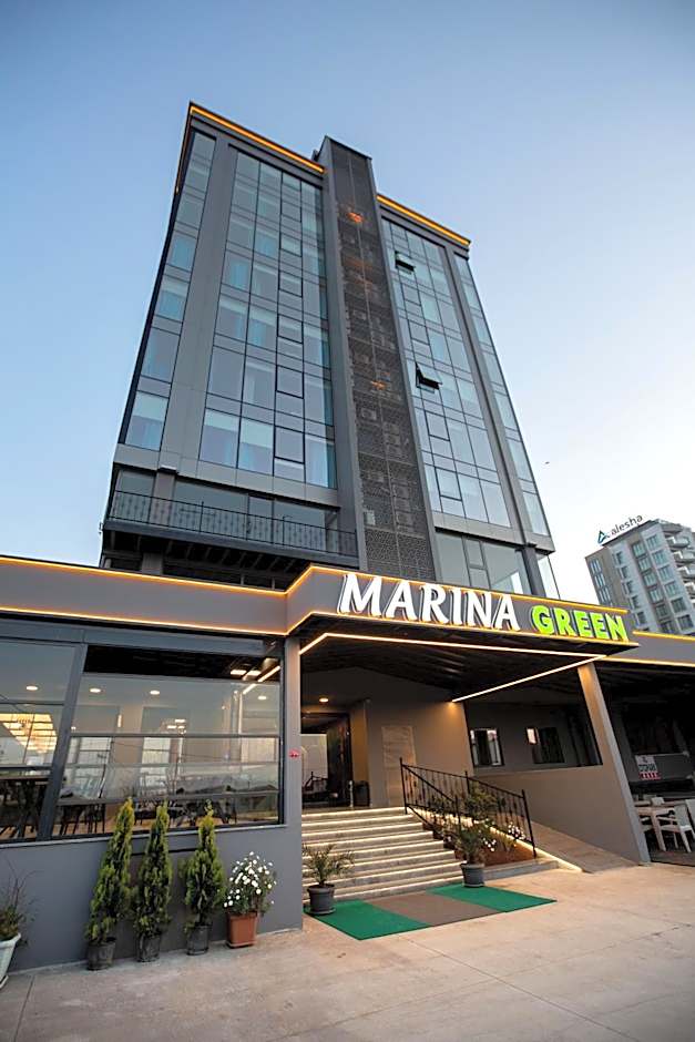 Marina Green Suite & Residence