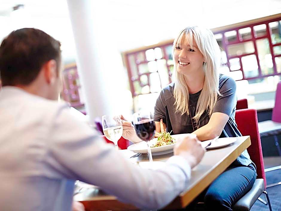 Novotel London Heathrow Airport M4 Jct. 4