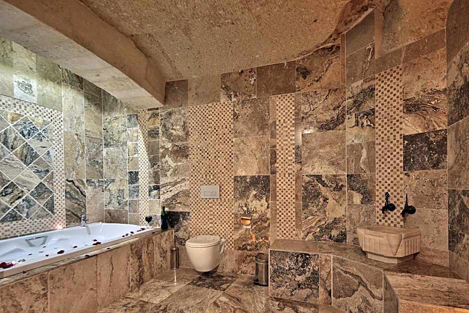 Heaven Cave House - Razziya Evi