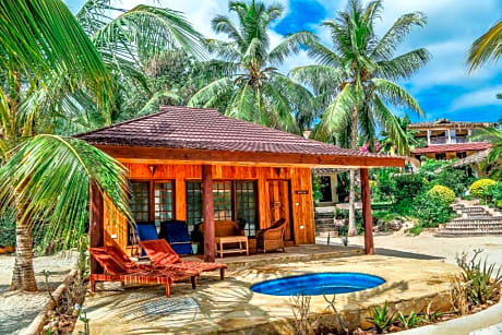 Pool Bungalow