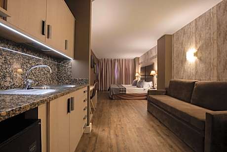 Superior Quadruple Room