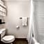 Quality Inn & Conference Centre Kingston Central