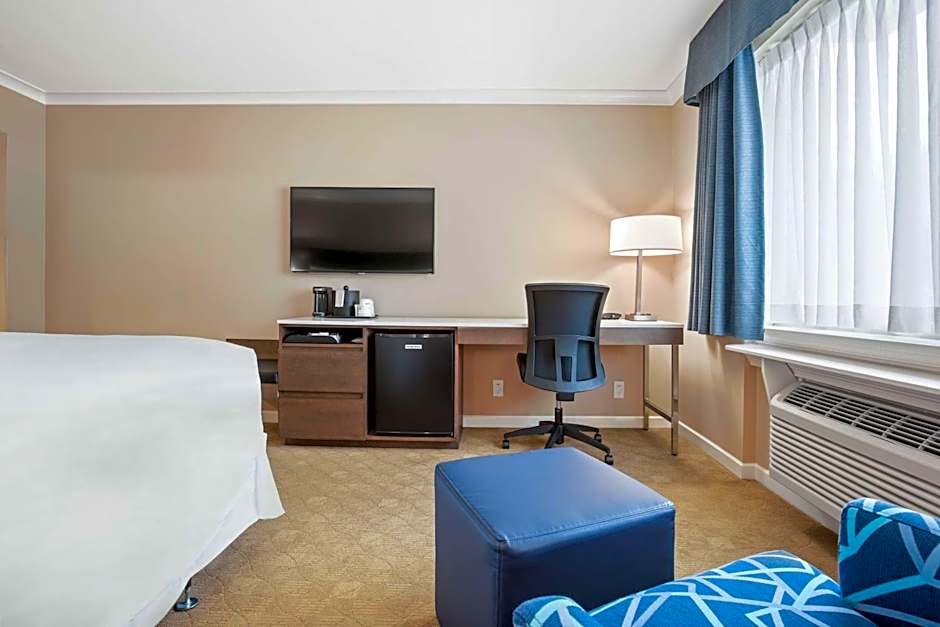 Best Western Plus Columbia River Hotel