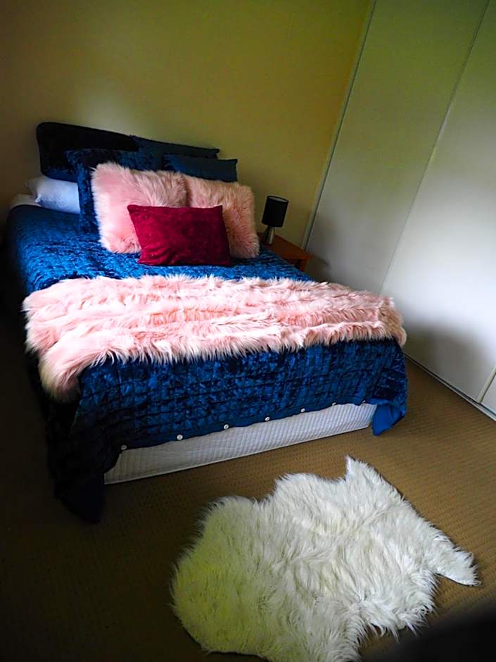 Accommodation on Westlake Mount Ommaney