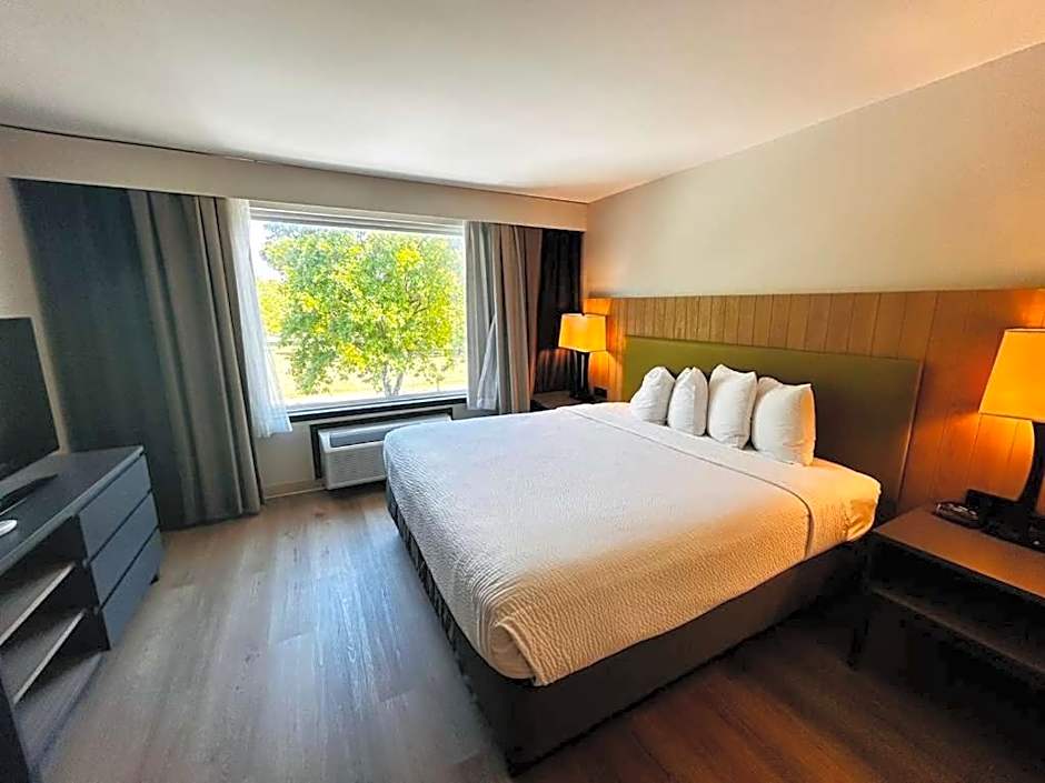 Radiant Inn & Suites