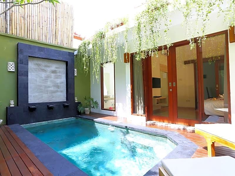 Jas Green Villas And Spa
