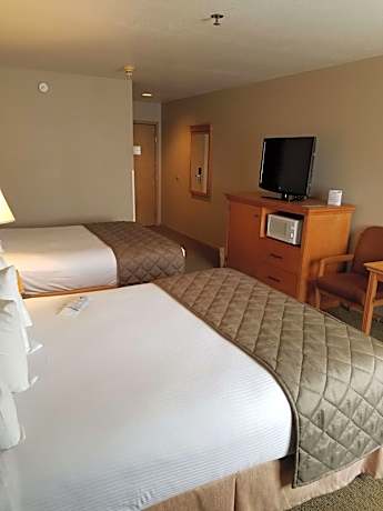 Suite with Two Queen Beds