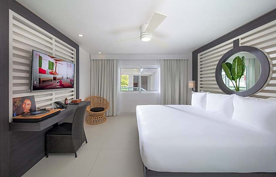 S Hotel Montego Bay - Luxury Boutique All-Inclusive Hotel