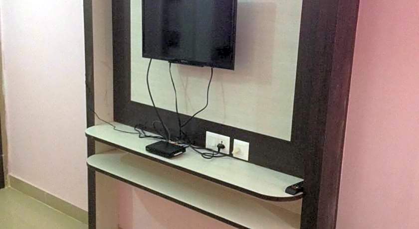 Hotel Viraat Inn