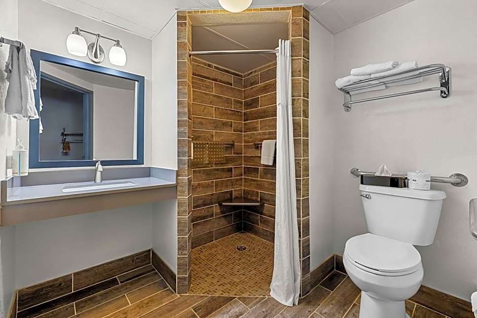 Days Inn by Wyndham Fond du Lac