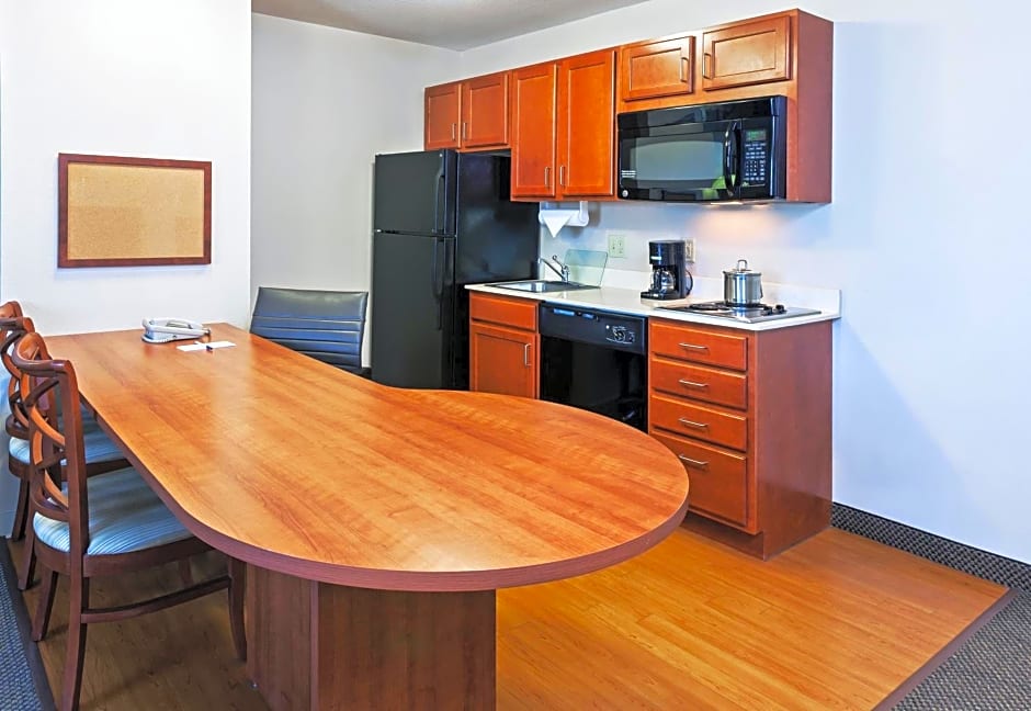 Candlewood Suites Owasso, an IHG Hotel