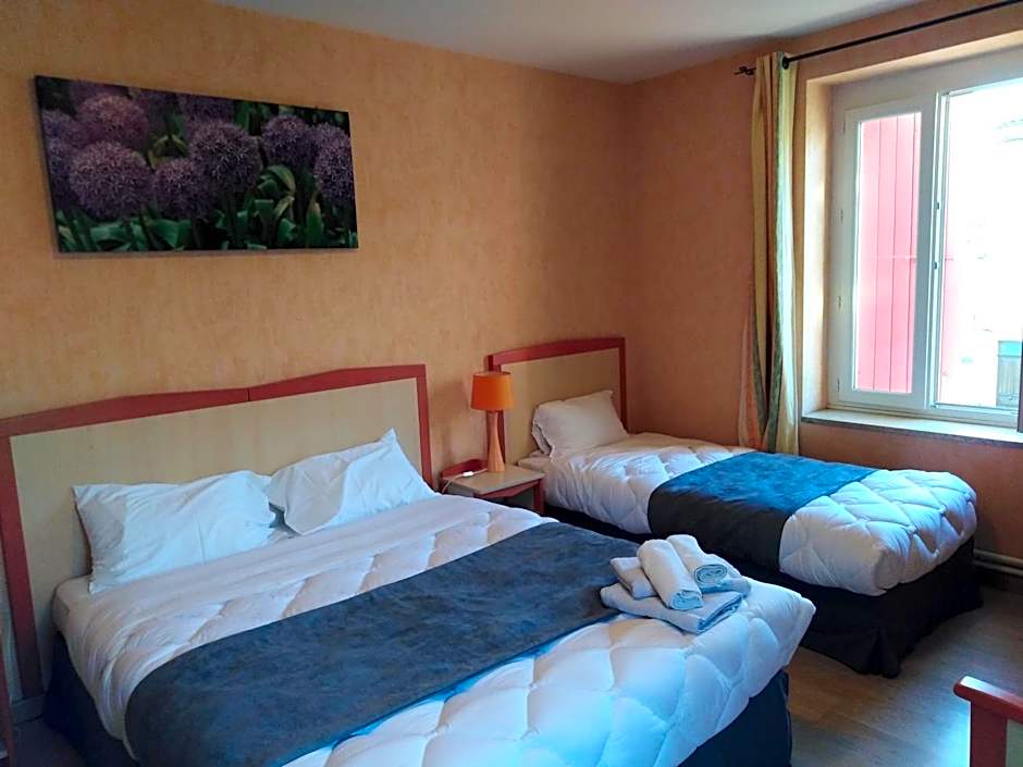 Logis Hotel Des Voyageurs Restaurant La Bonne Tabl'Hay