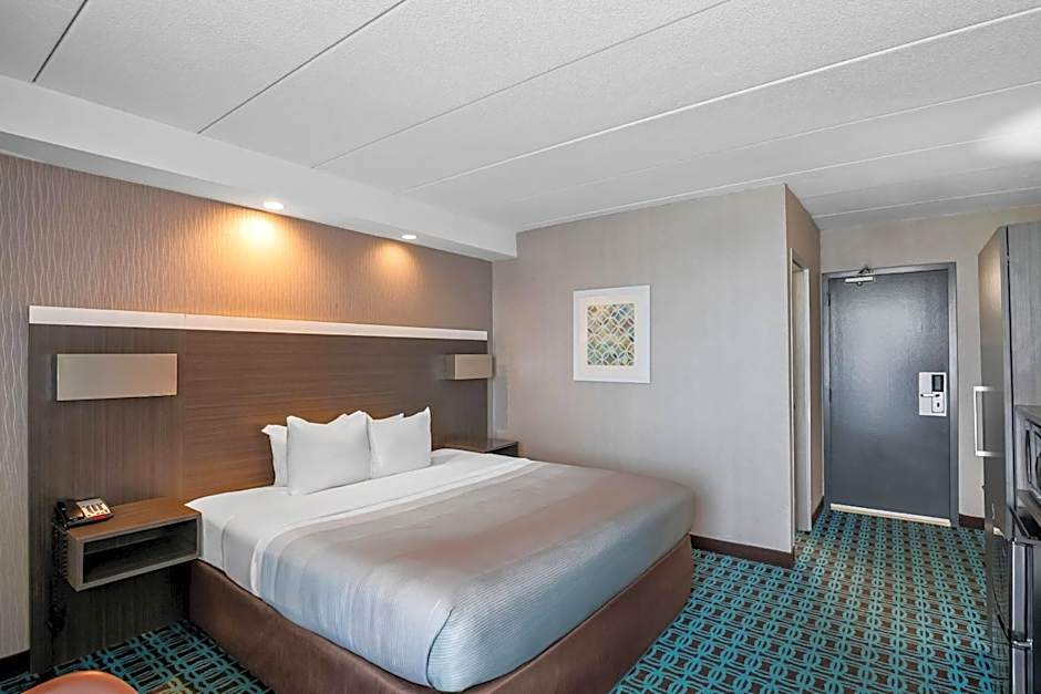 Quality Inn West Springfield