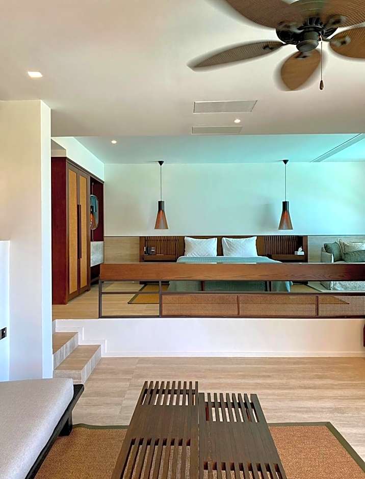 Thalatta Seaside Hotel