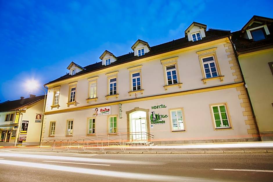 Hotel & Hostel Marenberg Radlje