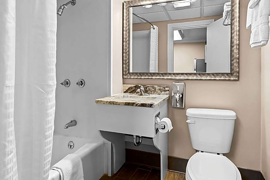 Best Western Forest Inn