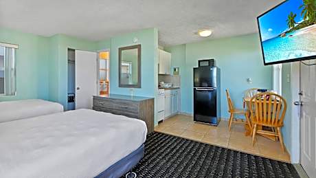 Courtyard Suite