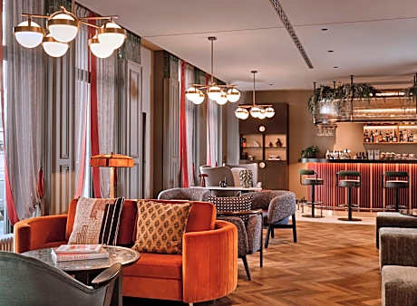 Radisson RED Berlin Kudamm 