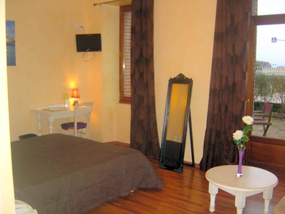Logis Hôtel Les 3B