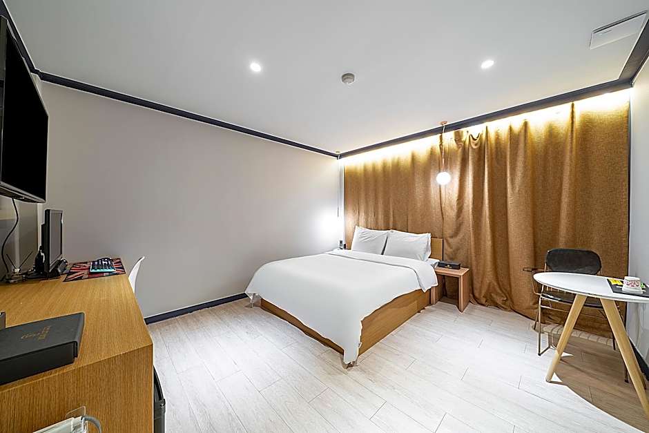 Brown Dot Cheongju City Hall Branch