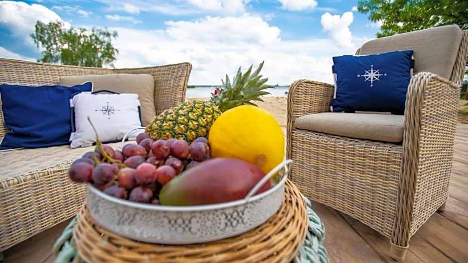 Relax place & restaurant