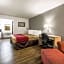 Econo Lodge Airport I-35 North