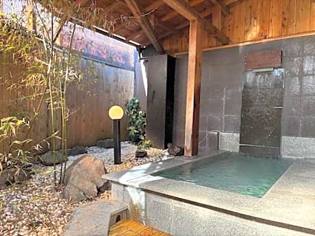 Japanese-Style Quadruple Room