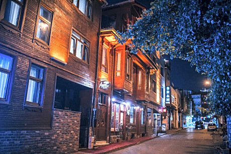 Acacia Mansion Hotel