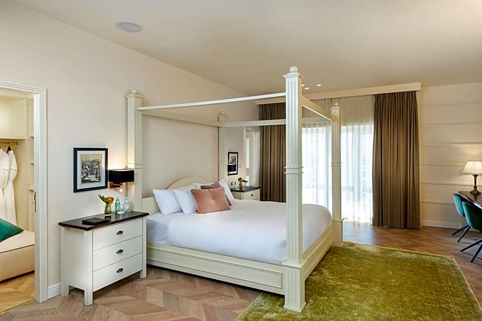 Photo 1 of 7 of Presidential Suite