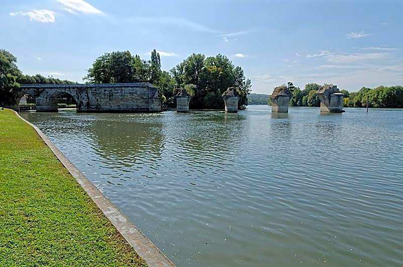 Citea Access Poissy - Résidence Affaires & Tourisme - La Defense & Saint Lazare Less 30 minutes