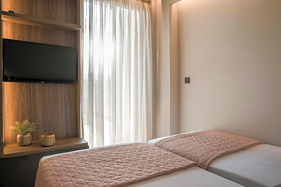 SEA ZANTE Luxury Beachfront Retreat