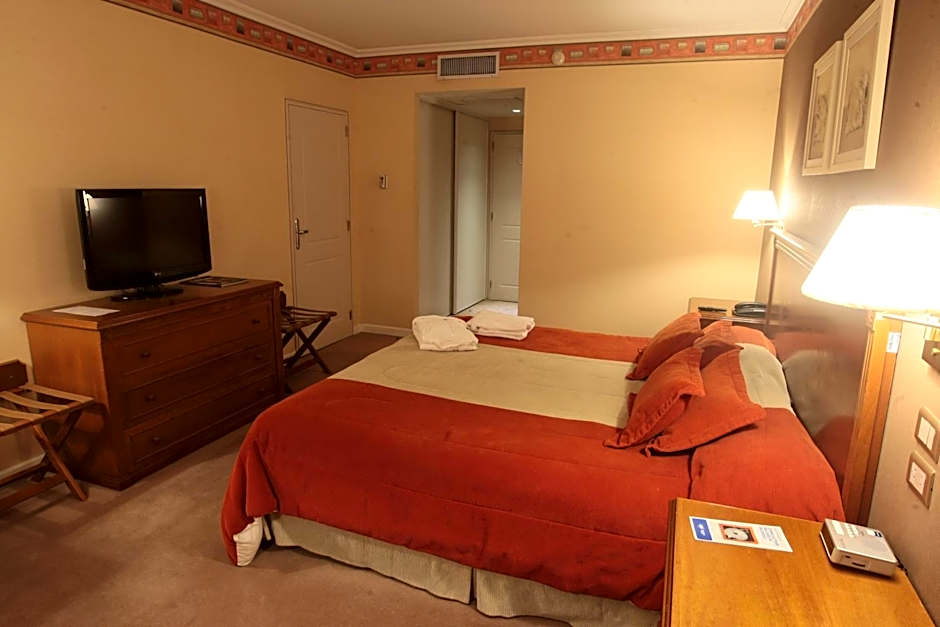 Howard Johnson Hotel And Casino Villa Maria