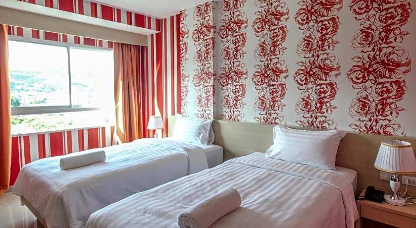 Ocean and Ole Patong