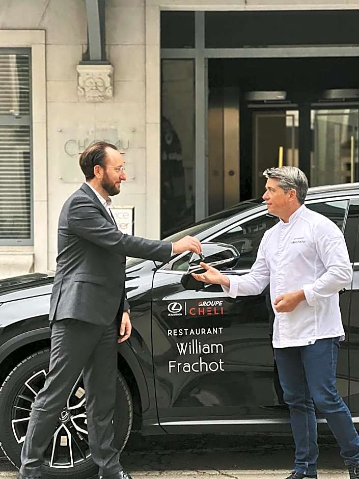 Hostellerie Du Chapeau Rouge