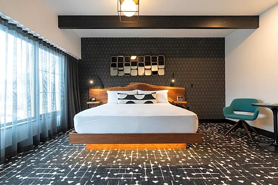 The Earl in Charlevoix