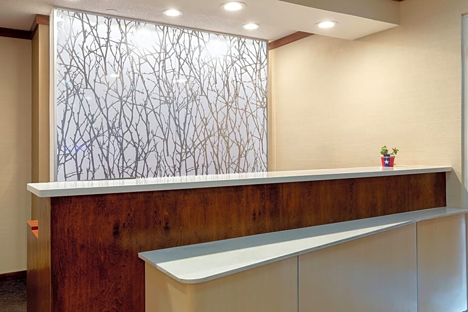 Fairfield Inn and Suites Austin South