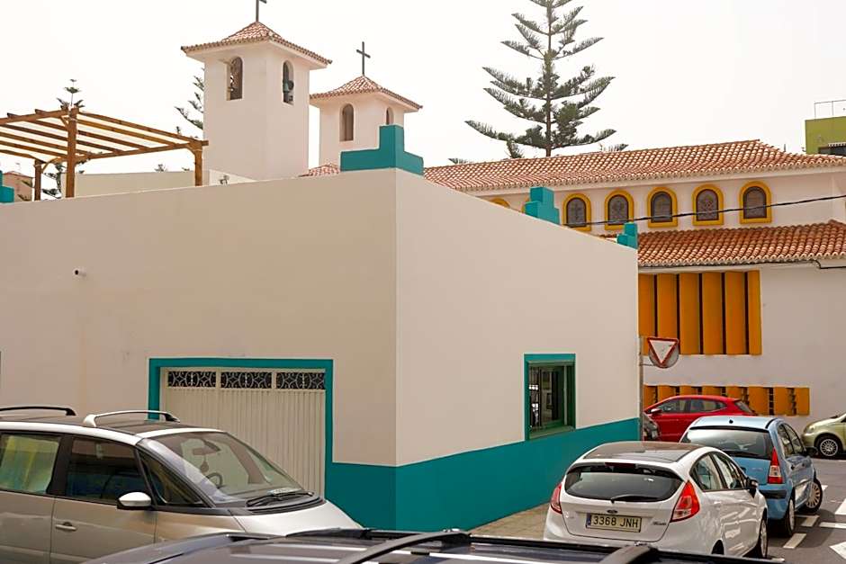 Single Fin Surf Hostel